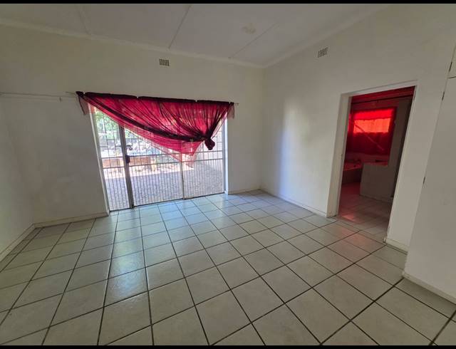 4 BEDROOM HOUSE FOR SALE IN SASOLBURG EXT 4